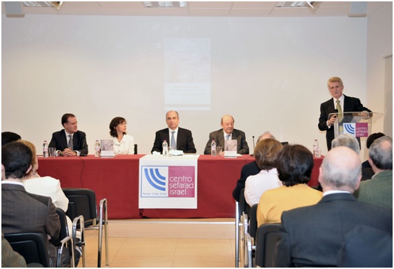 Presentacion libro octubre 2012 Isaac, Alvaro y José